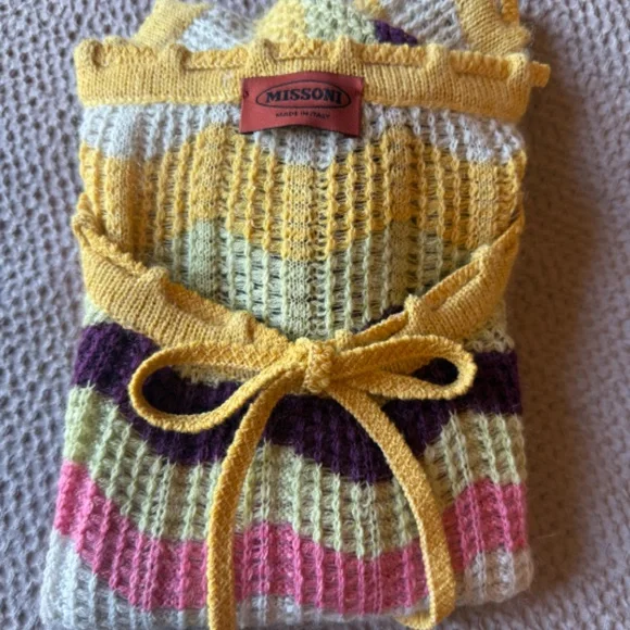 ✨ Missoni Vintage Zig-Zag Knit Top ✨ - Picture 1 of 6